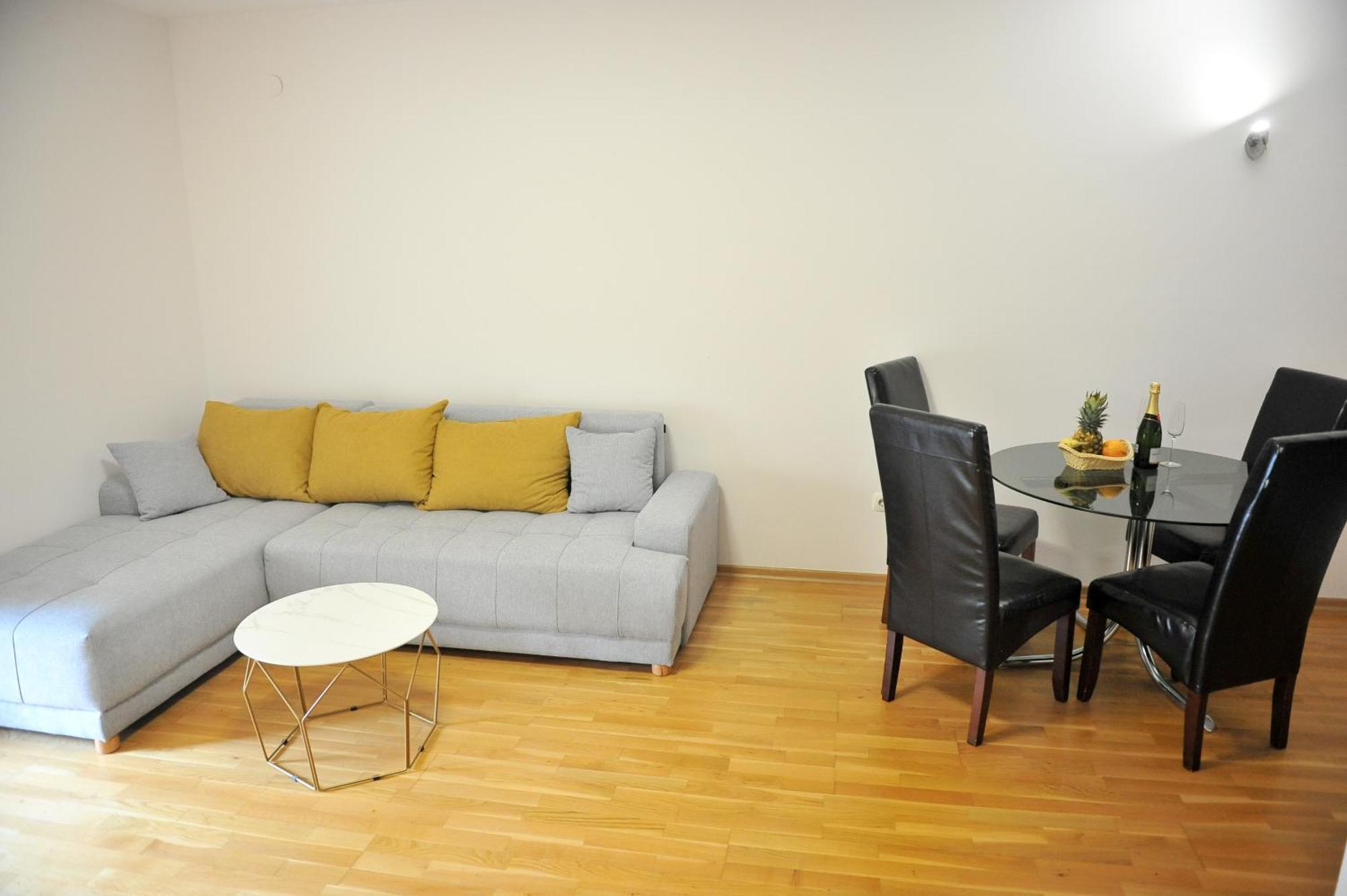 Orca Apartments Мостар Екстериор снимка