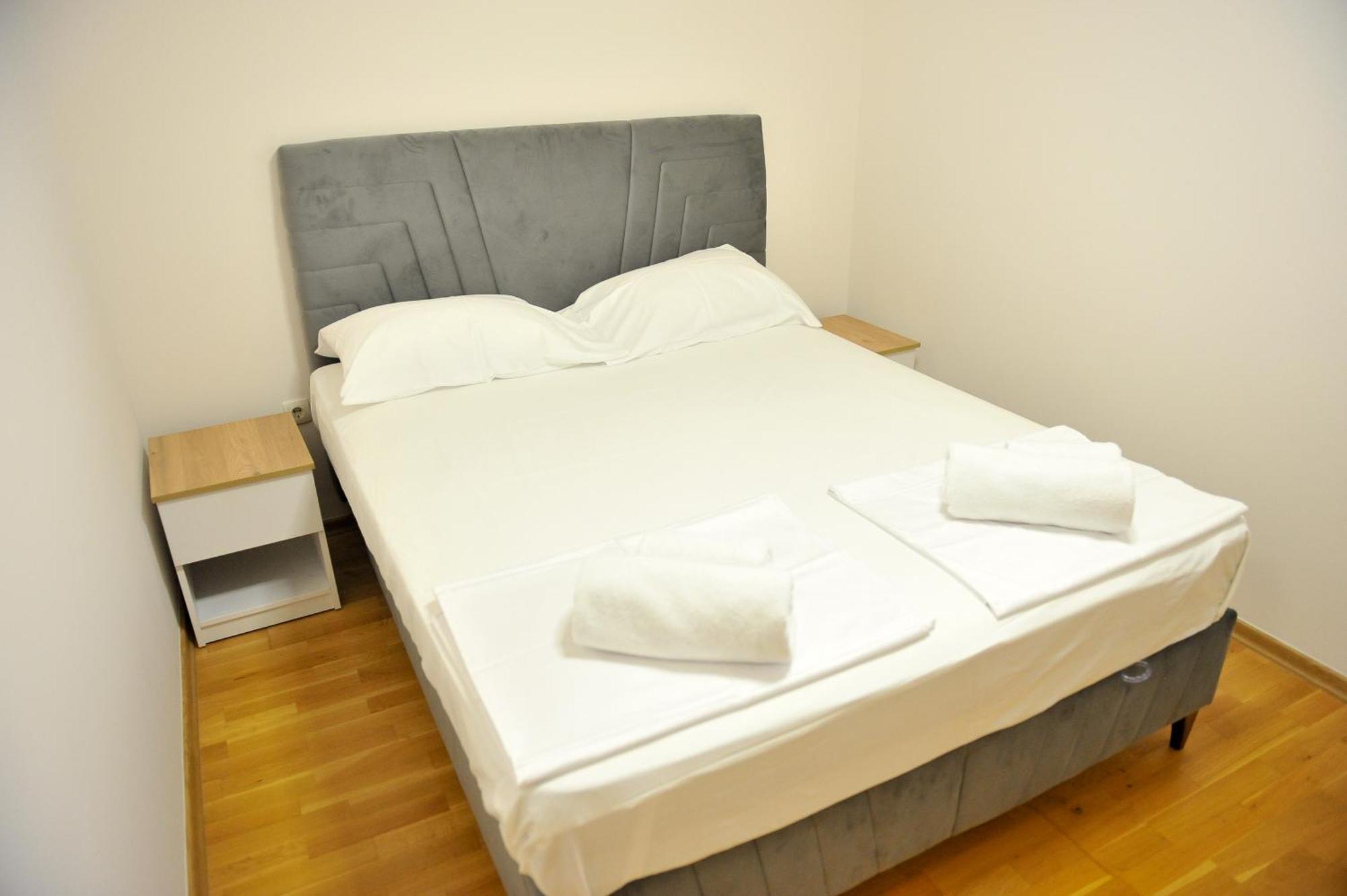 Orca Apartments Мостар Екстериор снимка